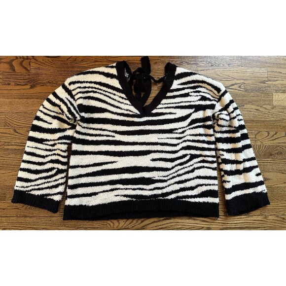 POL Anthro Zebra Print Womens L Sweater Tie Back‎ Cozy Soft Plush Oversized EUC - Picture 1 of 7